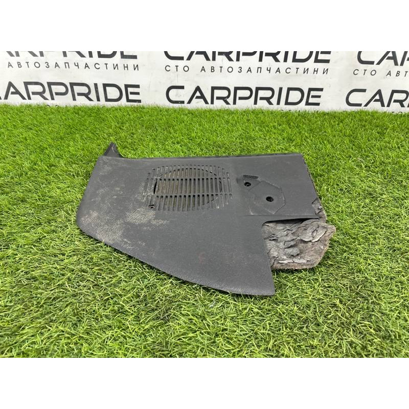 Обшивка стойки нижняя (салон) BMW 3-series E30 M21d24 51431942971