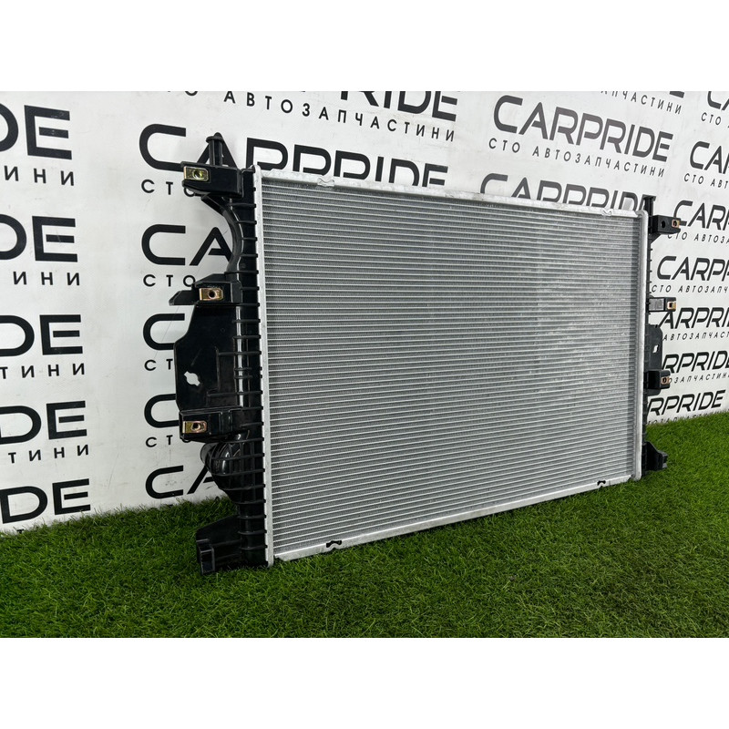 Радиатор охлаждения (система охлаждения) Ford Fusion MK5 2014 620152