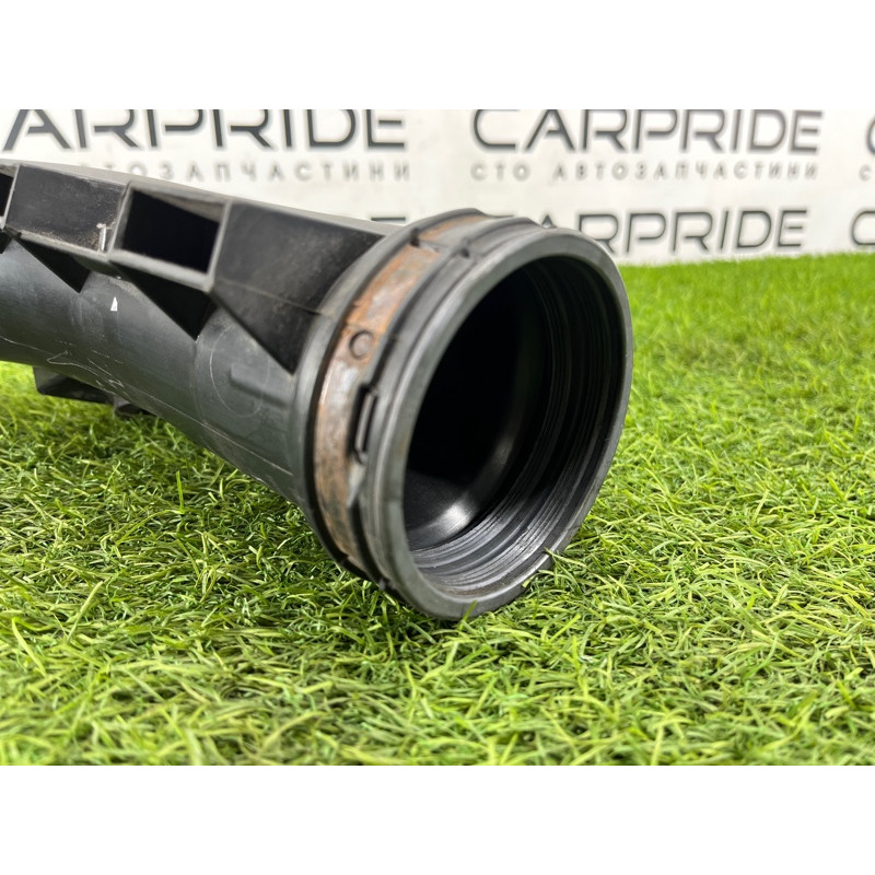 Патрубок воздушного фильтра (впускная система) BMW 5-series F10 2011 3.0 N55B30 13717583726