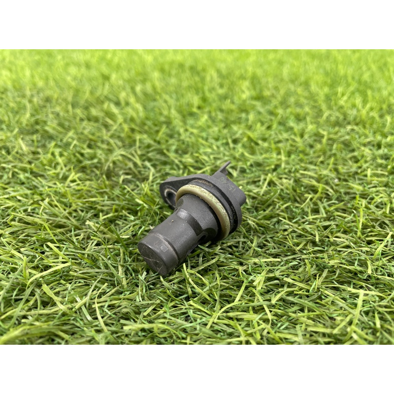 Датчик положения распредвала (электрика двигателя) BMW 5-series F10 2013 N63B44 13627525014