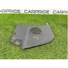 Обшивка стойки нижняя