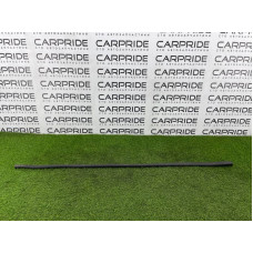 Уплотнитель капота