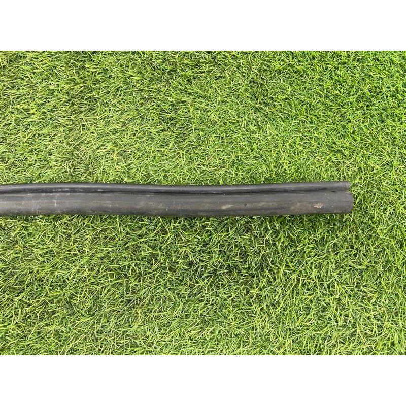 Уплотнитель капота (кузов и элементы) PEUGEOT 607 1 2002 3.0i V6 790899