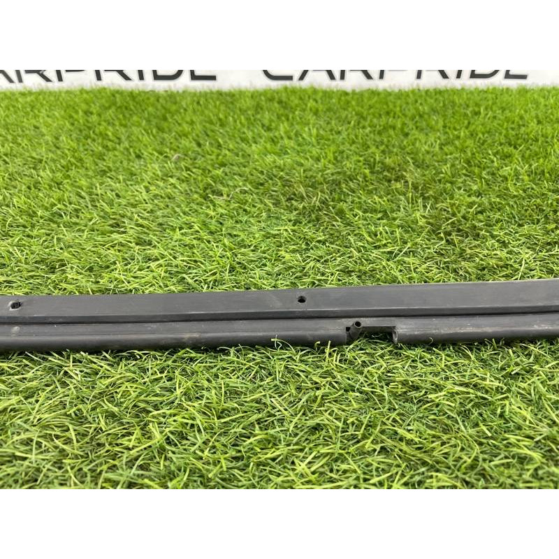 Уплотнитель капота (кузов и элементы) PEUGEOT 607 1 2002 3.0i V6 790899