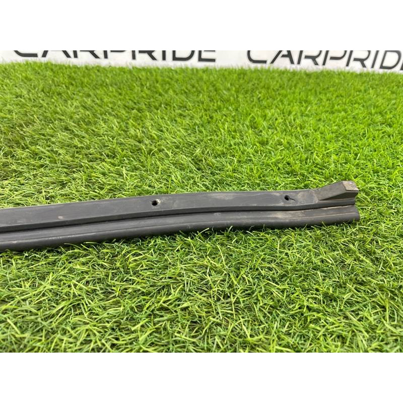 Уплотнитель капота (кузов и элементы) PEUGEOT 607 1 2002 3.0i V6 790899