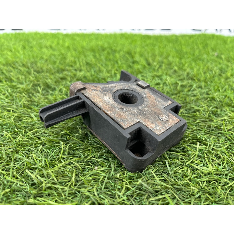 Замок капота (кузов і елементи) BMW 3-series E36 51238122270