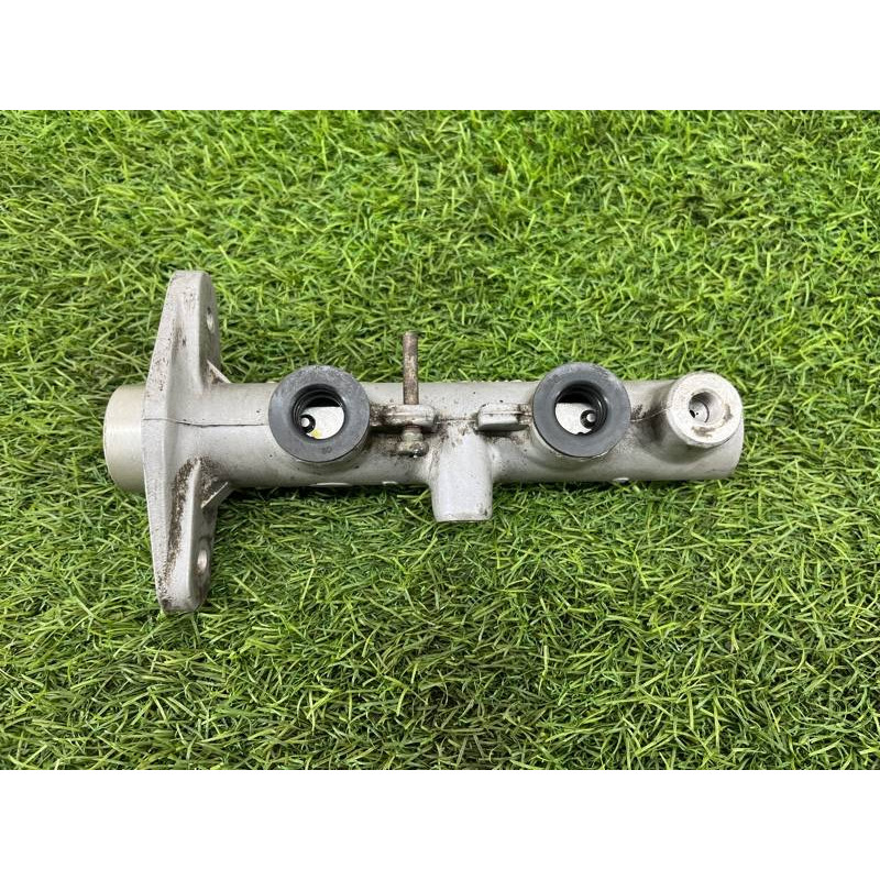 Главный тормозной цилиндр (тормозная система) Hyundai Santa Fe SM 2005 2.0 5911026050