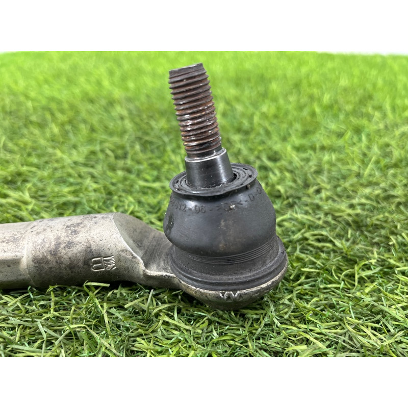 Рулевой наконечник (рулевое управление) Volkswagen Passat B8 2016 1.8 1K0423811J