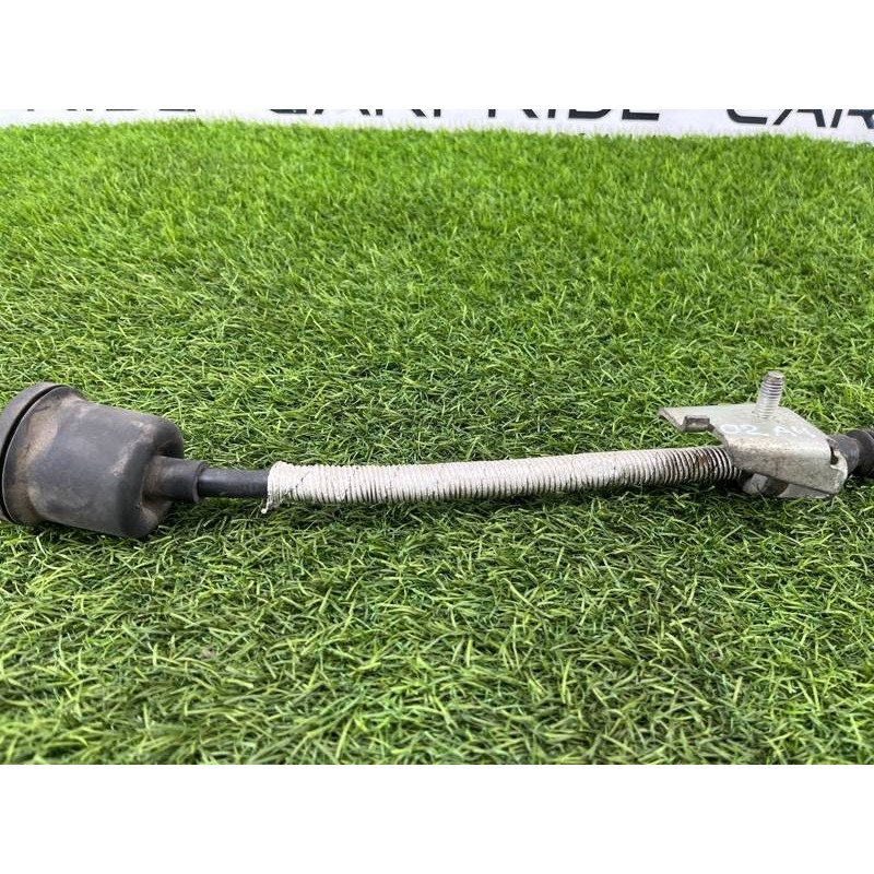 Трос переключения передач (трансмиссия) AUDI A4 B6 2.4BDV 8E0713265M