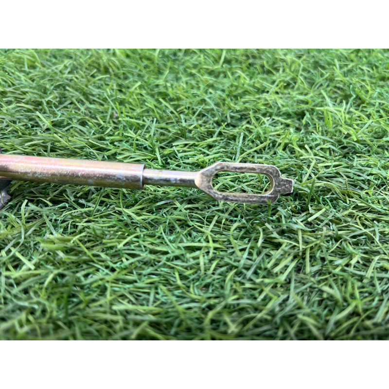 Трос переключения передач (трансмиссия) AUDI A4 B6 2.4BDV 8E0713265M