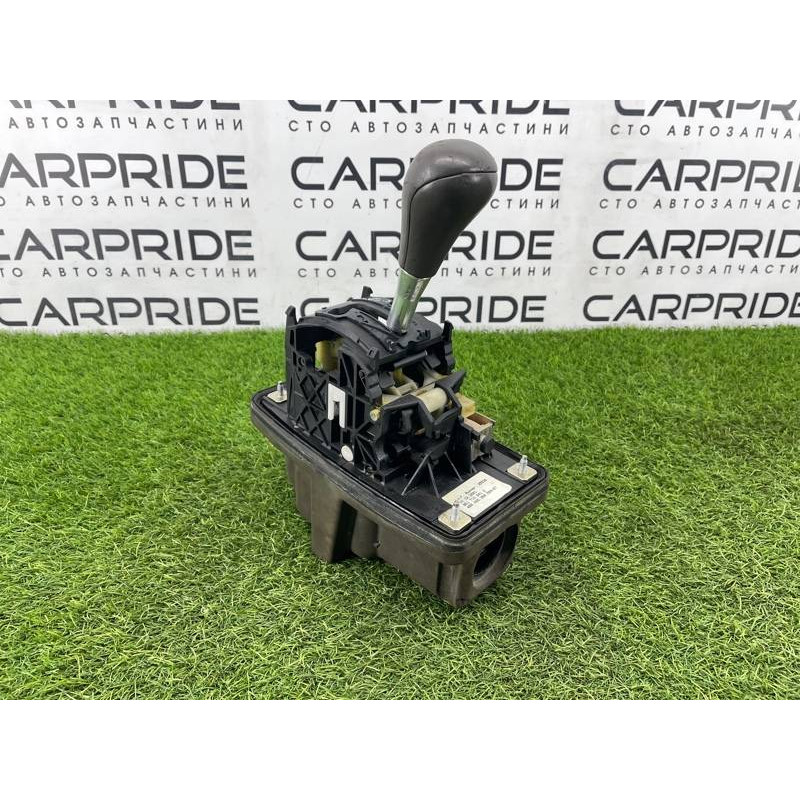 Кулиса КПП (трансмиссия) AUDI A4 B6 2.4BDV 8E1713041G