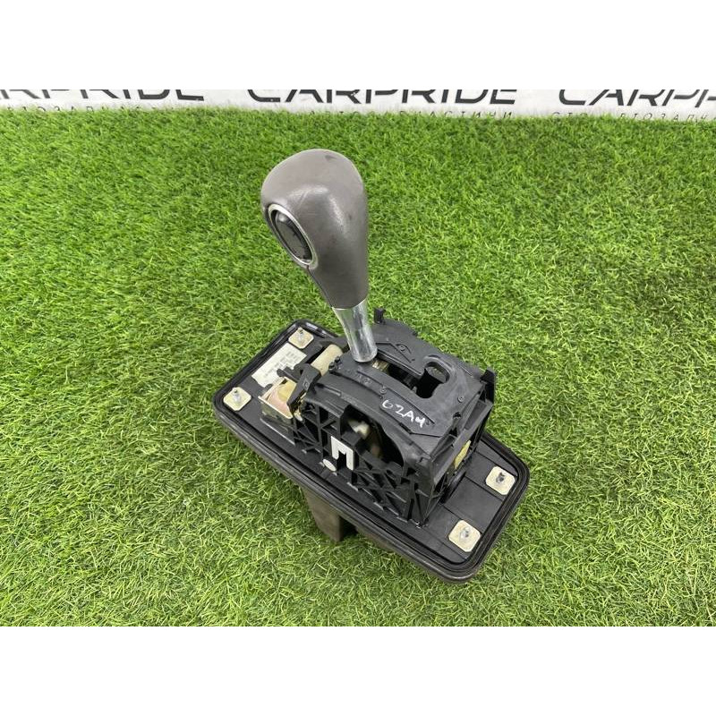 Кулиса КПП (трансмиссия) AUDI A4 B6 2.4BDV 8E1713041G