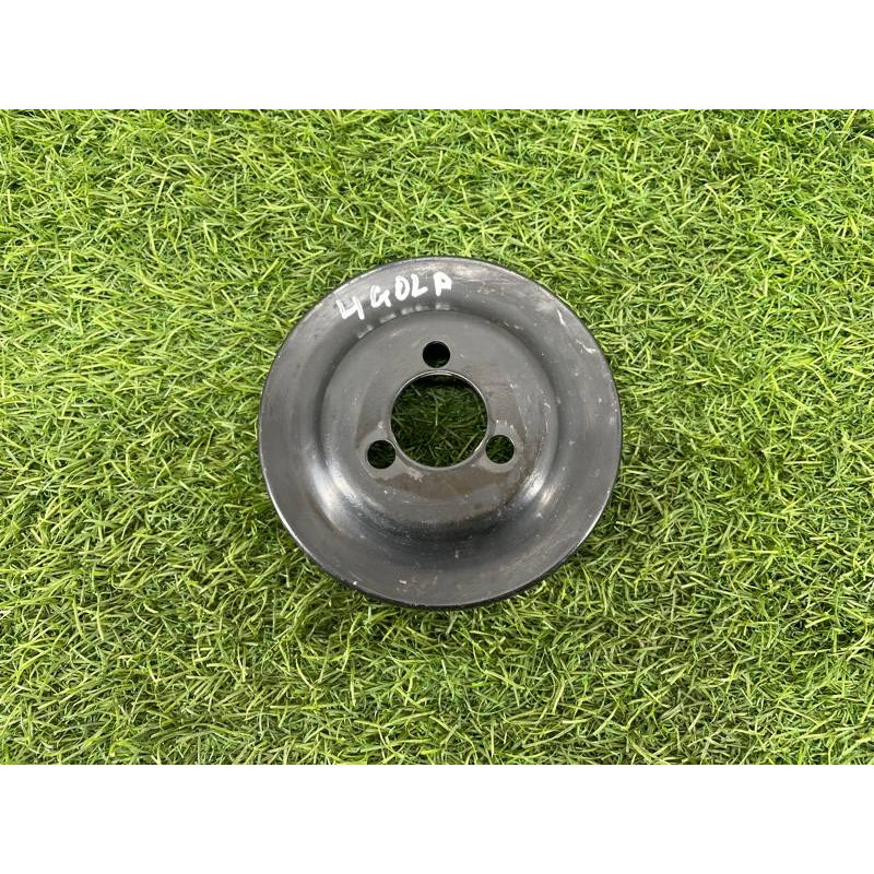 Шкив насоса гидроусилителя (рулевое управление) VOLKSWAGEN Golf 4 030145269A