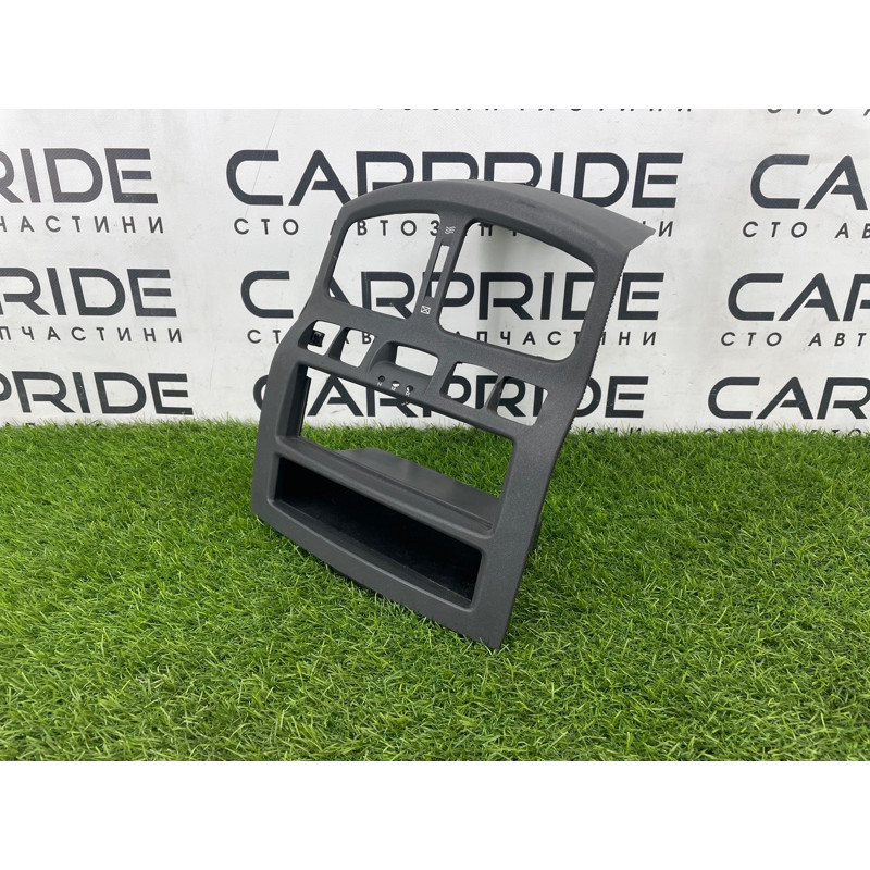 Накладка центральной консоли (салон) Hyundai Santa Fe SM 2005 2.0 8477126620SF