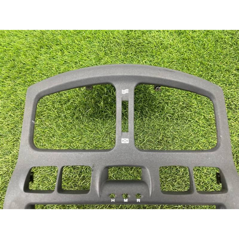 Накладка центральной консоли (салон) Hyundai Santa Fe SM 2005 2.0 8477126620SF