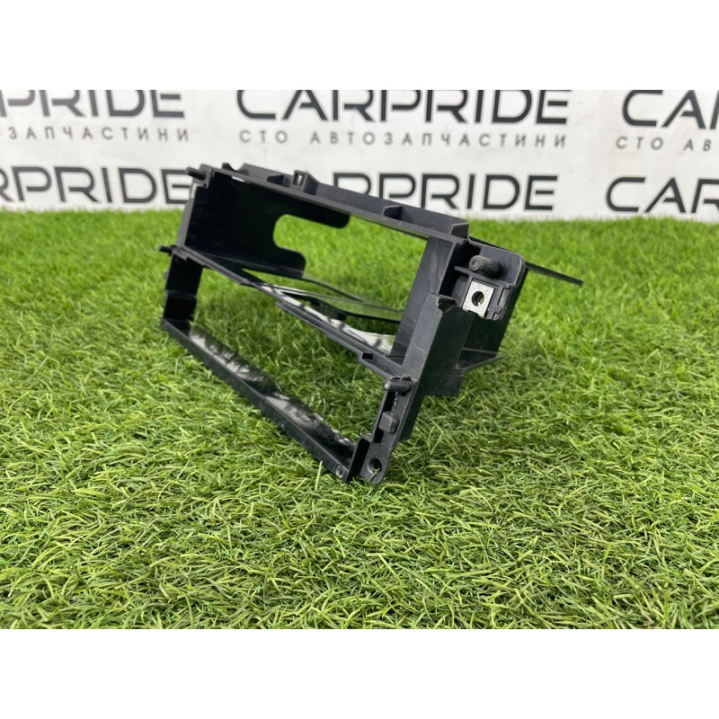 Кронштейн магнитофона (салон) BMW 3-series E46 51458237560