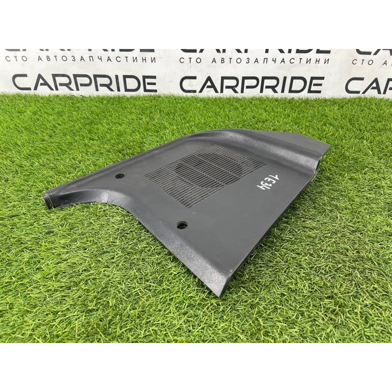 Обшивка стойки нижняя (салон) BMW 5-series E34 51438126444