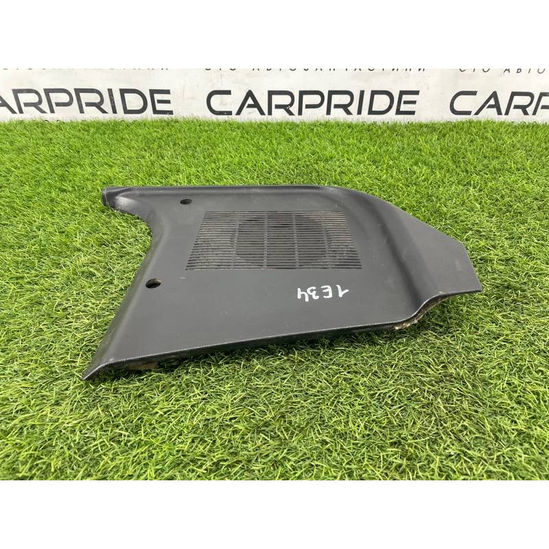 Обшивка стойки нижняя (салон) BMW 5-series E34 51438126444