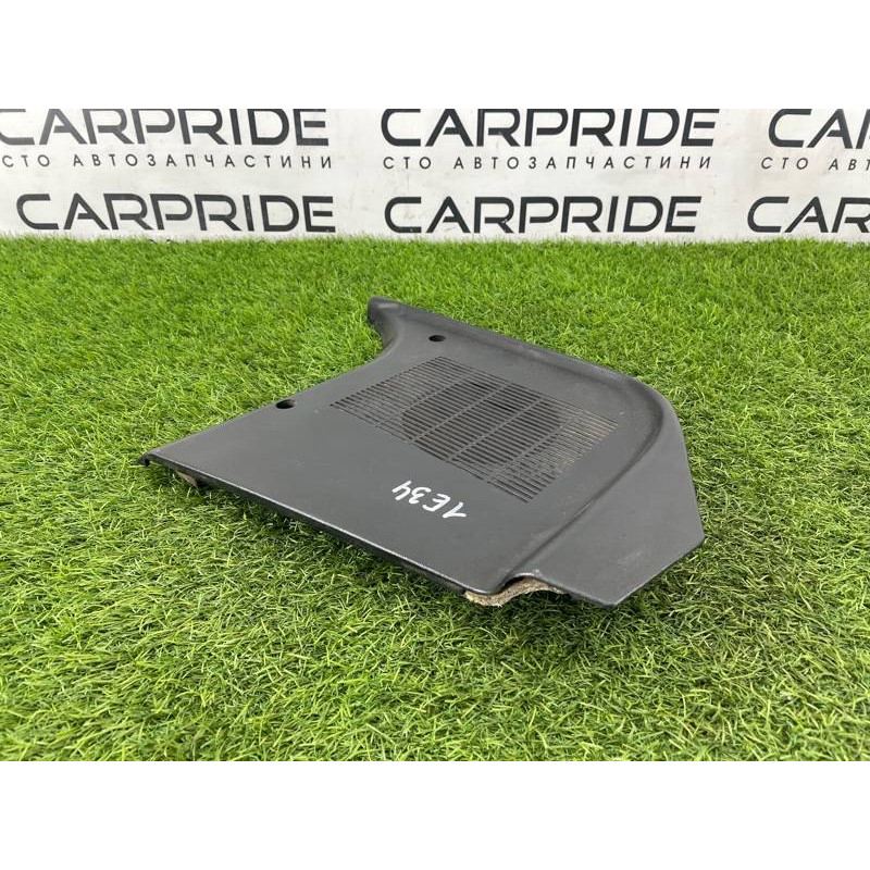 Обшивка стойки нижняя (салон) BMW 5-series E34 51438126444