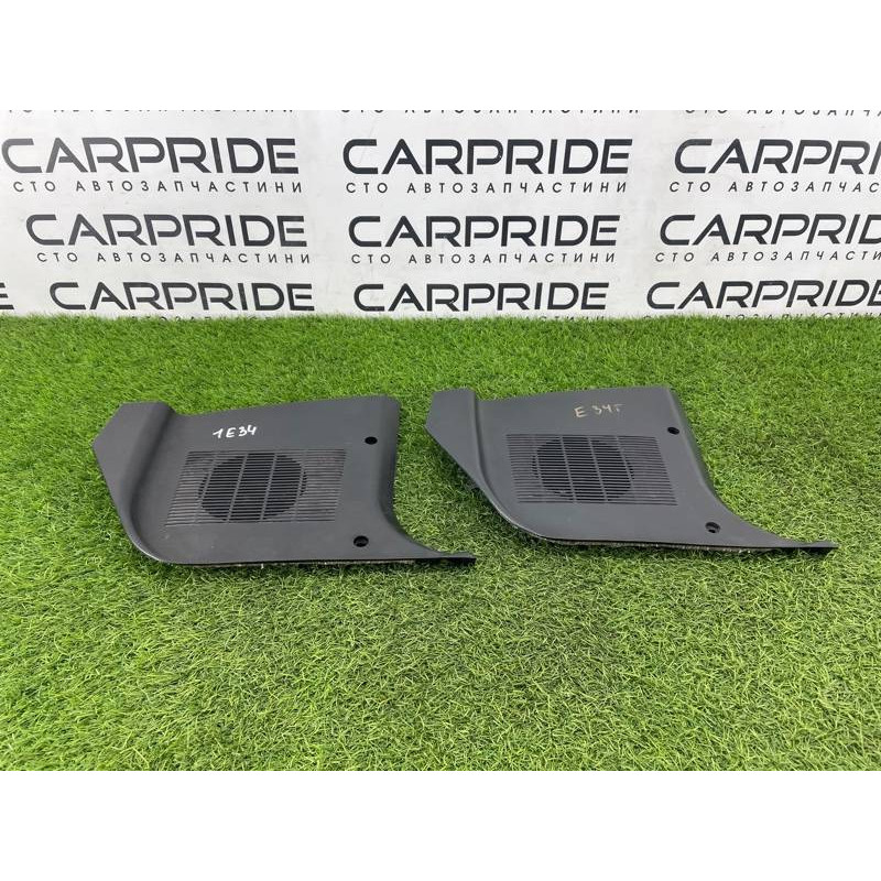 Обшивка стойки нижняя (салон) BMW 5-series E34 51438126444