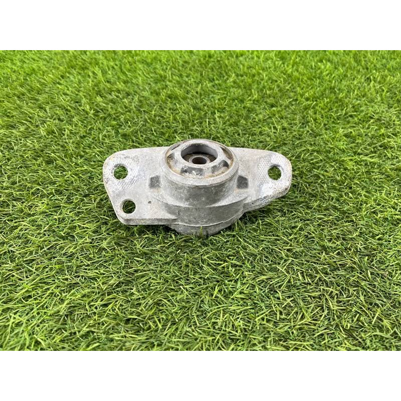 Опора стойки (подвеска) Volkswagen Jetta MK6 2011 2.0 1k0513353g