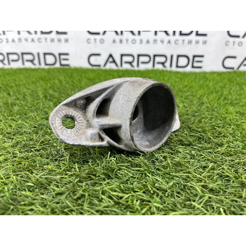 Опора стойки (подвеска) Volkswagen Jetta MK6 2011 2.0 1k0513353g