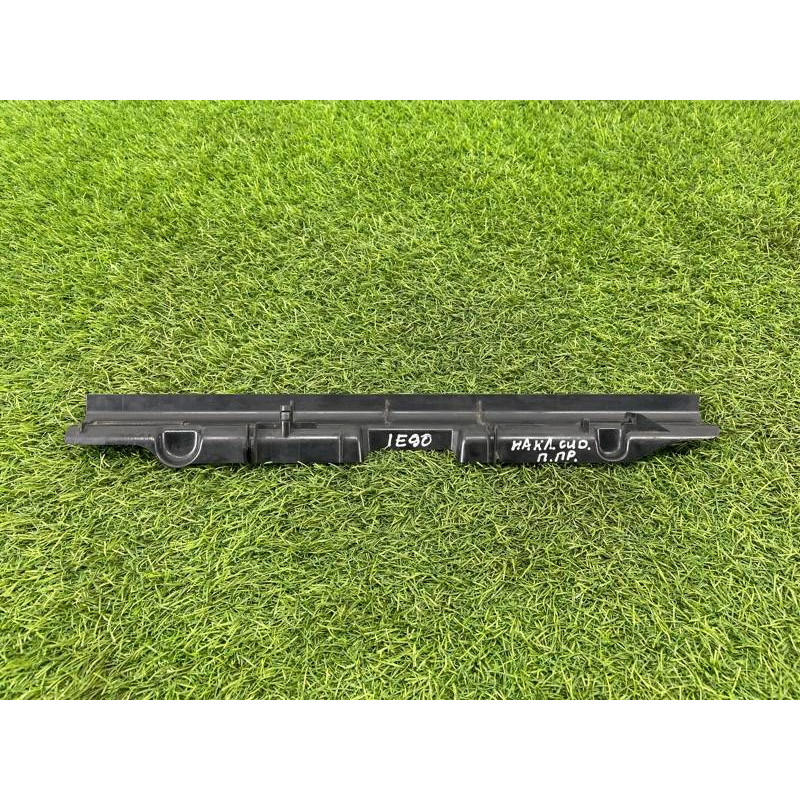 Накладка сидения (салон) BMW 3-series E90 2006 N46B20 52107118490