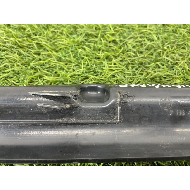 Накладка сидения (салон) BMW 3-series E90 2006 N46B20 52107118490