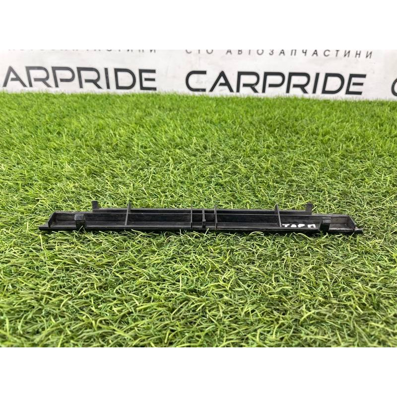 Декоративна накладка торпеди (салон) BMW 5-series E39 51168185256