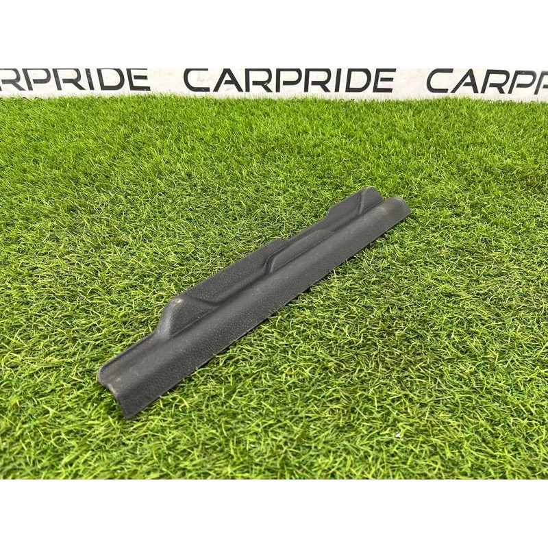 Накладка сидения (салон) BMW 3-series F30 2013 N20B20 52 10 7 243 557