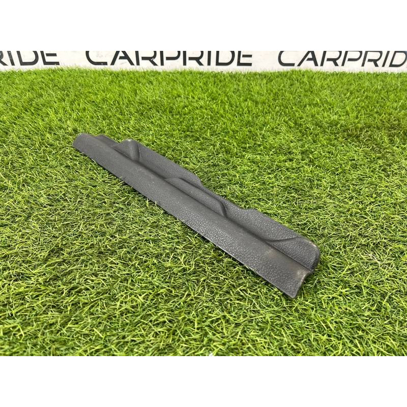 Накладка сидения (салон) BMW 3-series F30 2013 N20B20 52 10 7 243 557