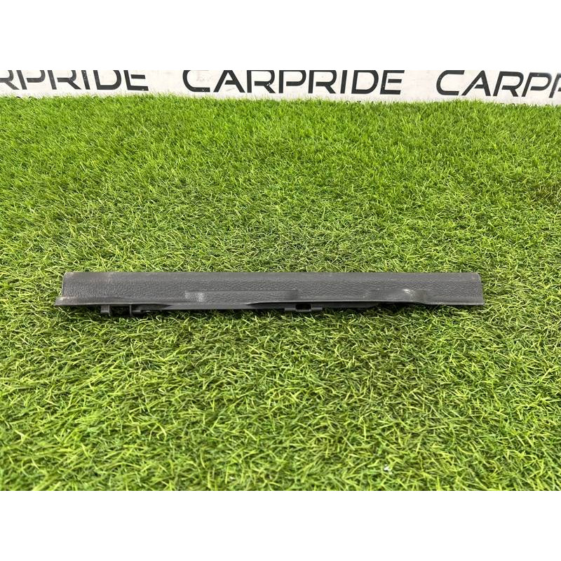 Накладка сидения (салон) BMW 3-series F30 2013 N20B20 52 10 7 243 557