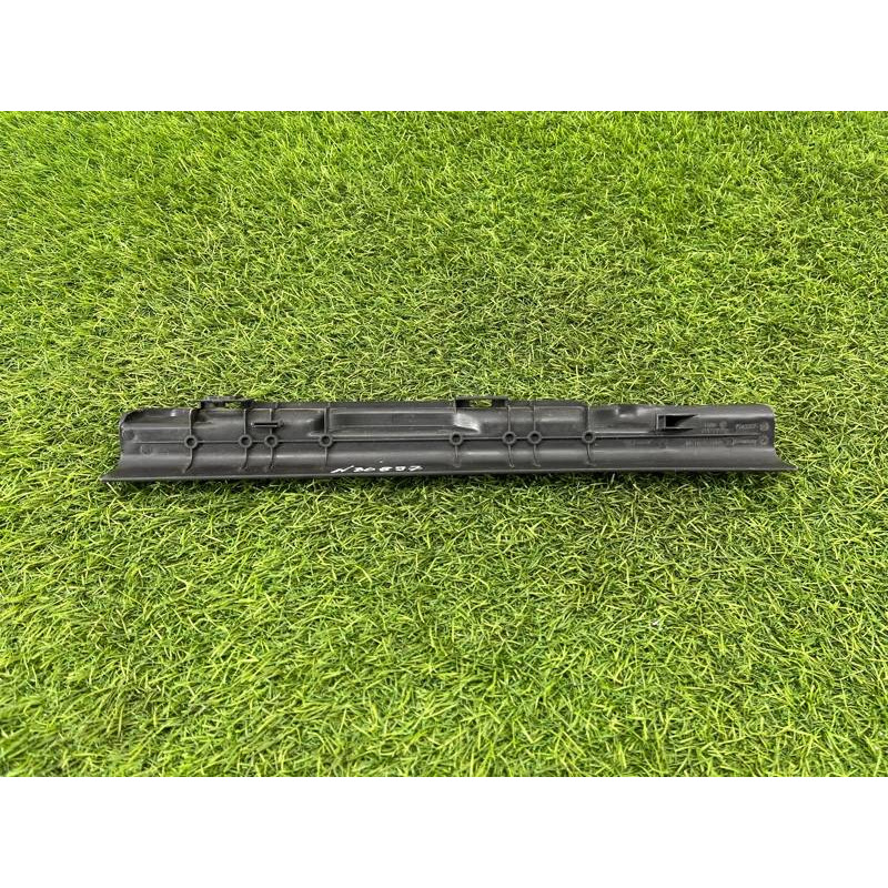 Накладка сидения (салон) BMW 3-series F30 2013 N20B20 52 10 7 243 557