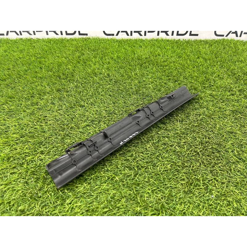 Накладка сидения (салон) BMW 3-series F30 2013 N20B20 52 10 7 243 557