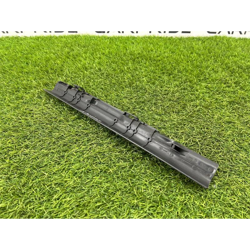 Накладка сидения (салон) BMW 3-series F30 2013 N20B20 52 10 7 243 557