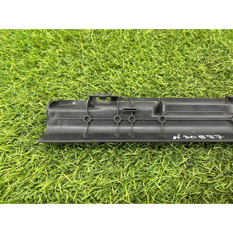 Накладка сидения (салон) BMW 3-series F30 2013 N20B20 52 10 7 243 557