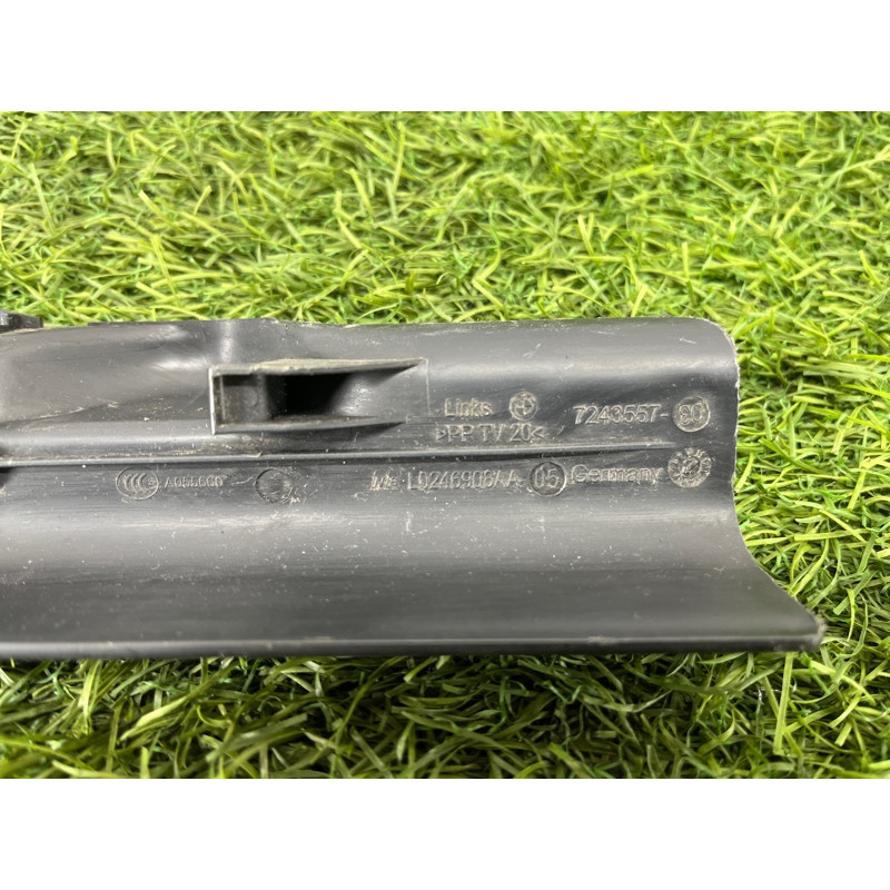 Накладка сидения (салон) BMW 3-series F30 2013 N20B20 52 10 7 243 557