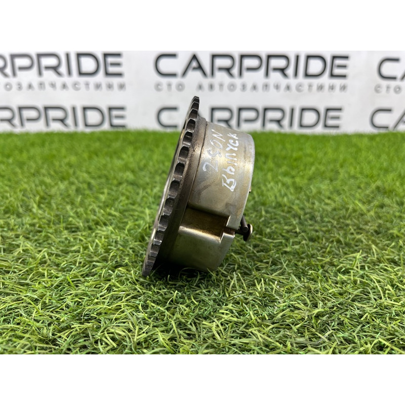 Регулятор фаз газораспределения (двигатель и элементы) Hyundai Sonata YF 2013 2.4 243702G750