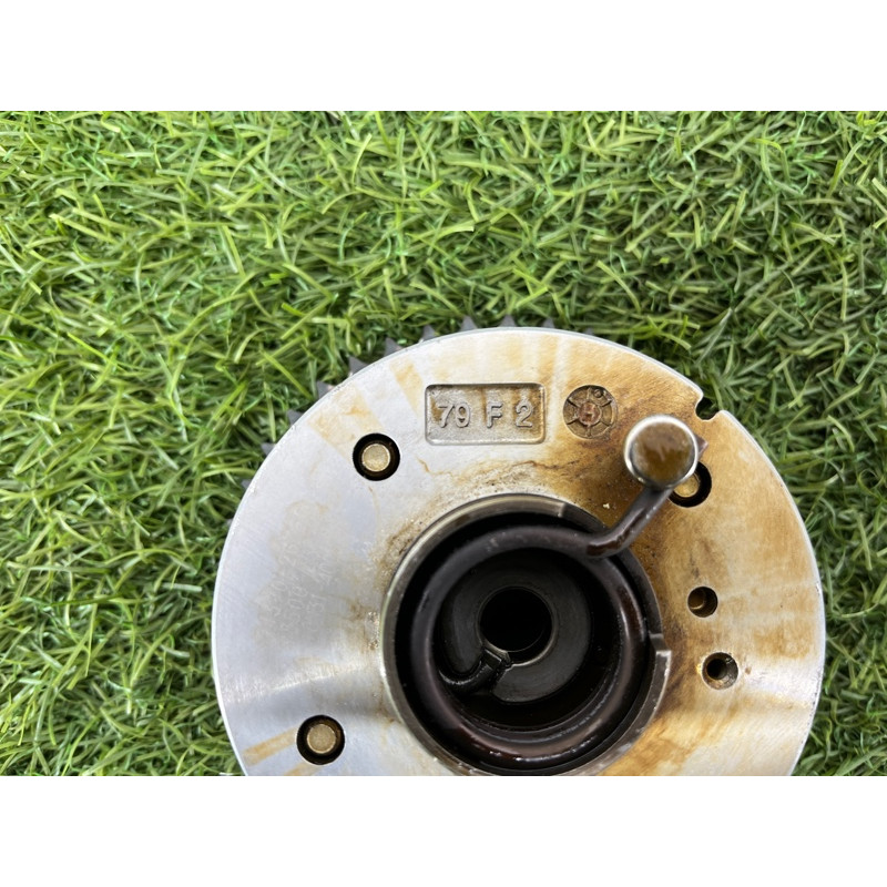 Регулятор фаз газораспределения (двигатель и элементы) Hyundai Sonata YF 2013 2.4 243702G750