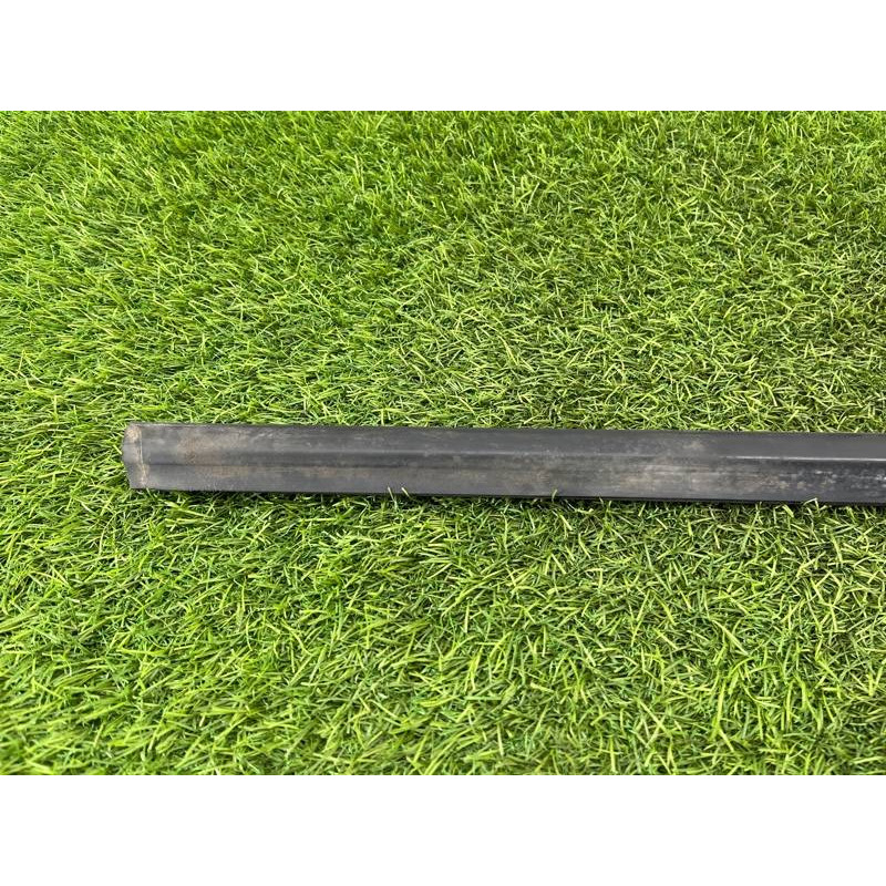 Молдинг стекла (кузов и элементы) Hyundai Santa Fe SM 2005 2.0 8222026000