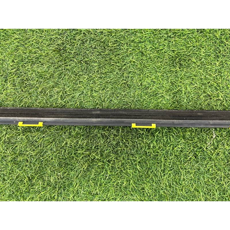 Молдинг стекла (кузов и элементы) Hyundai Santa Fe SM 2005 2.0 8222026000