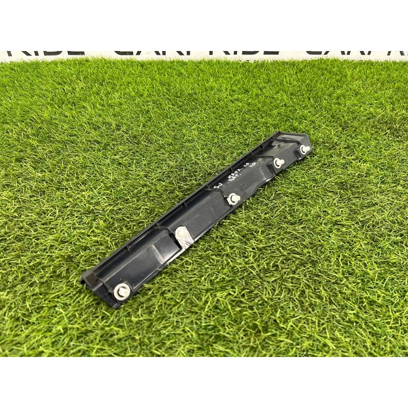 Накладка кришки багажника (кузов і елементи) Subaru Forester SJ 63186SG000