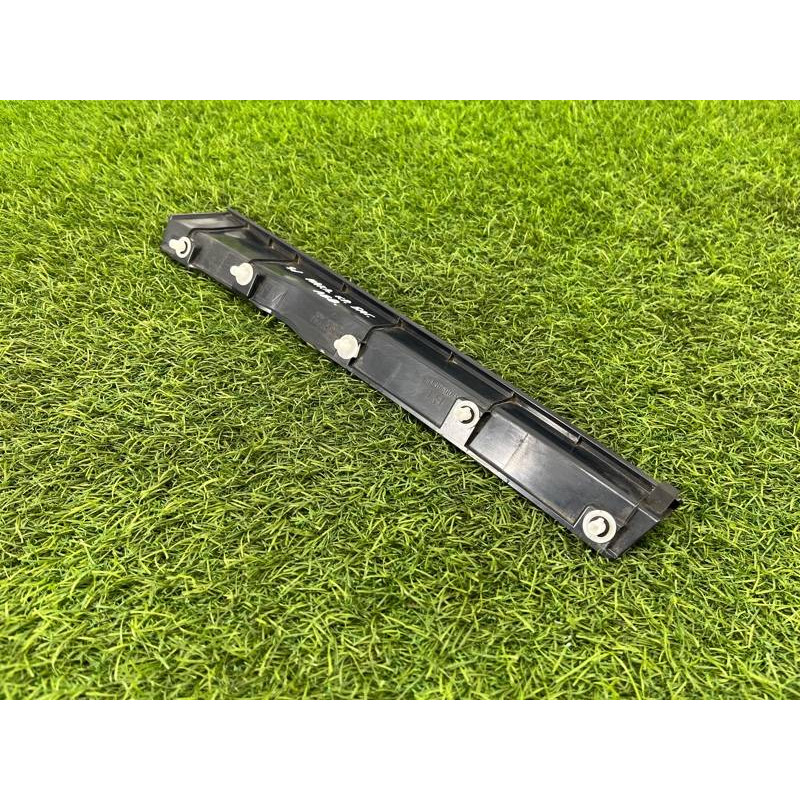 Накладка крышки багажника (кузов и элементы) Subaru Forester SJ 63186SG010