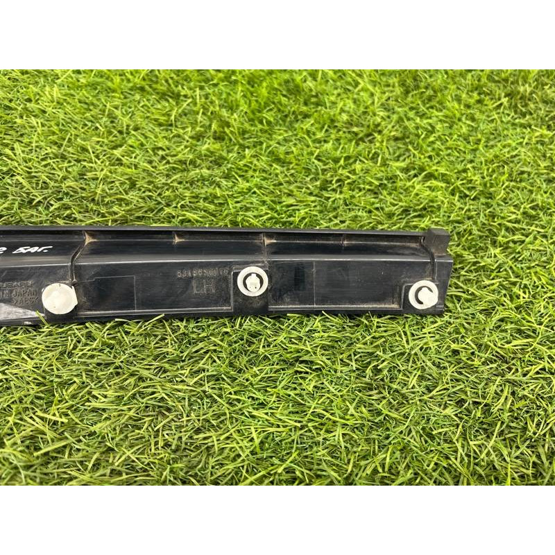 Накладка крышки багажника (кузов и элементы) Subaru Forester SJ 63186SG010