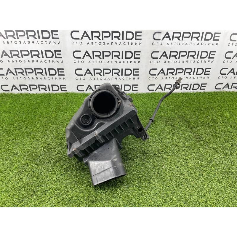 Корпус воздушного фильтра (впускная система) Opel Insignia A 2010 2.0 DTH 55560889