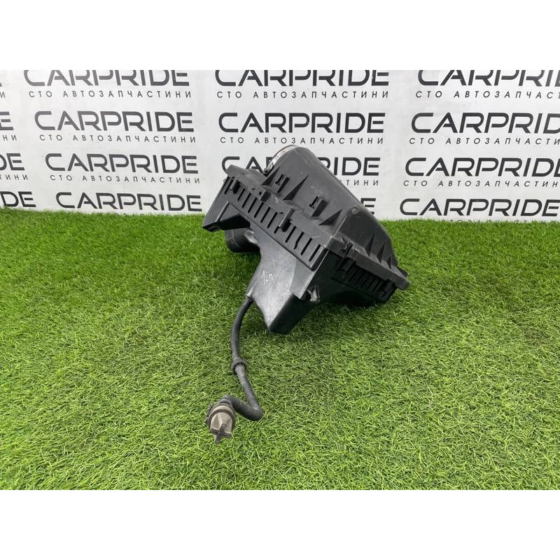 Корпус воздушного фильтра (впускная система) Opel Insignia A 2010 2.0 DTH 55560889