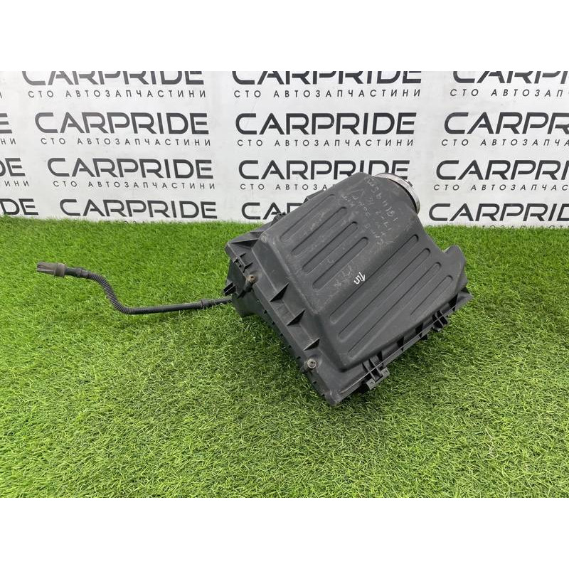 Корпус воздушного фильтра (впускная система) Opel Insignia A 2010 2.0 DTH 55560889