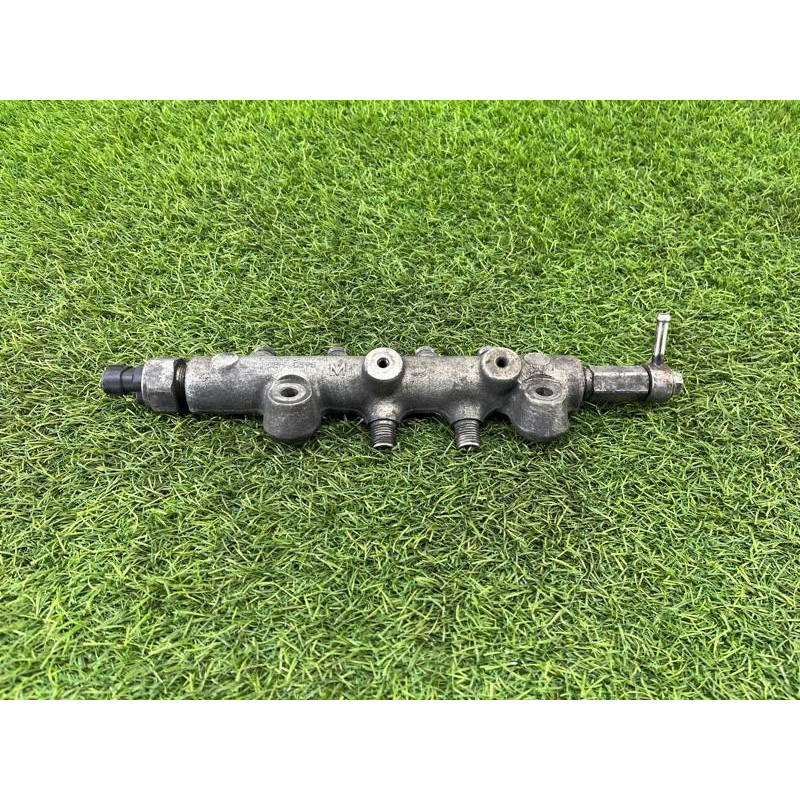 Топливная рампа (топливная система) Mazda 6 GG 2007 2.0 RF7J RF7J13GC0