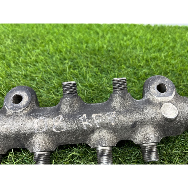 Топливная рампа (топливная система) Mazda 6 GG 2007 2.0 RF7J RF7J13GC0