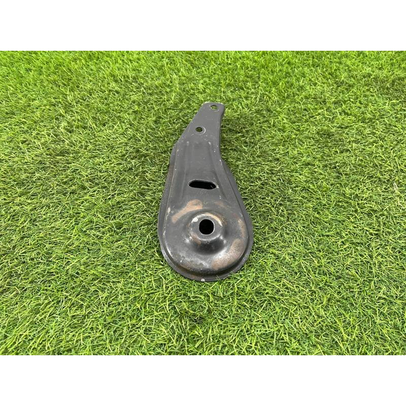 Кронштейн балки (подвеска) BMW 5-series E34 33321130352